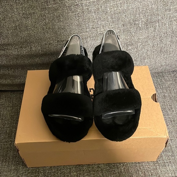 UGG Shoes - UGG “Oh Yeah” Slides black & white Size 11Aa